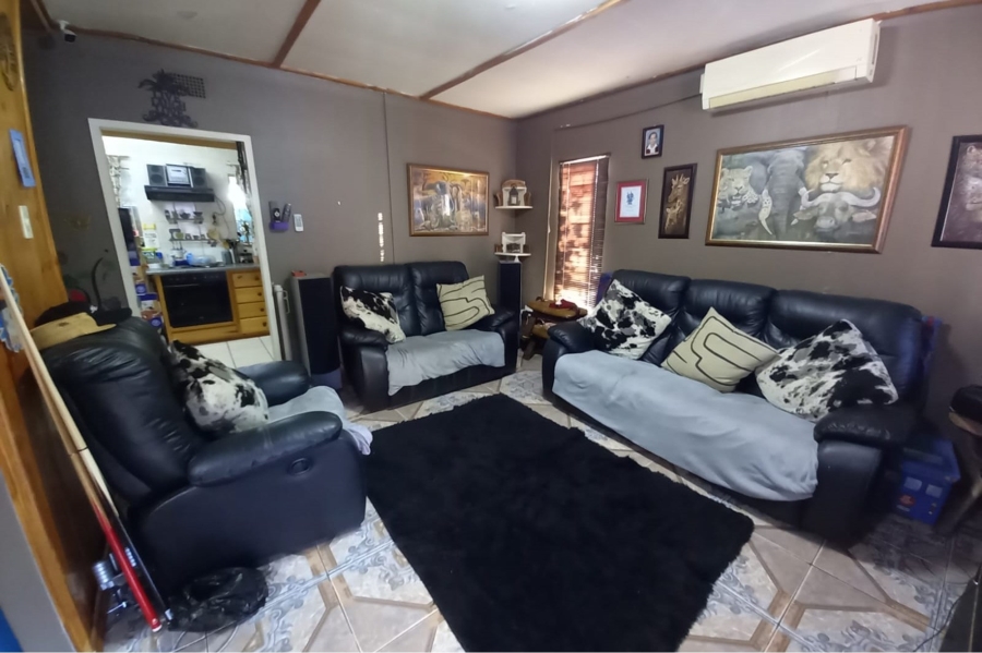 3 Bedroom Property for Sale in South Ridge Northern Cape